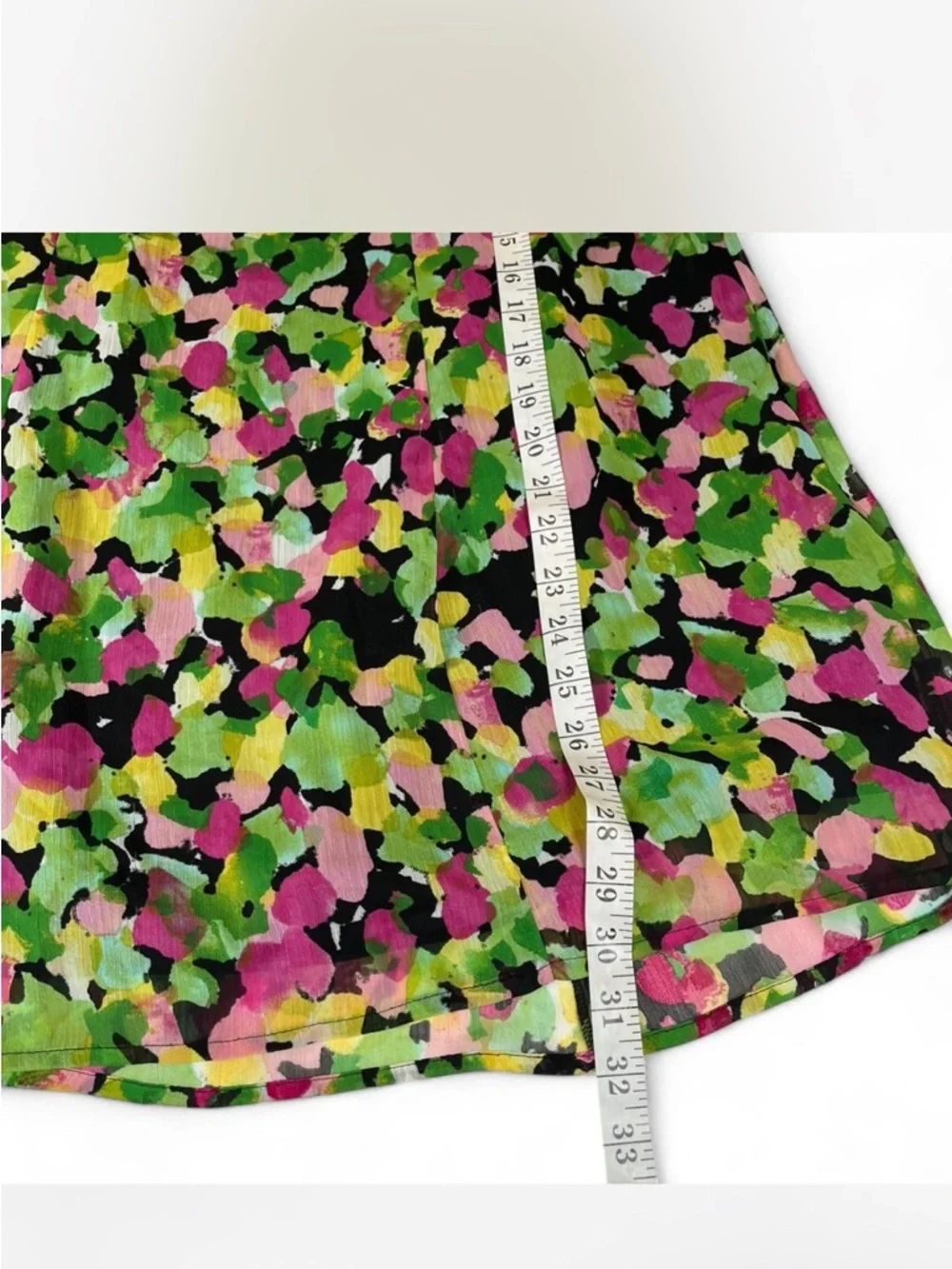 Notations multicoloured‎ floral midi skirt with elastic waistband. Size: SP